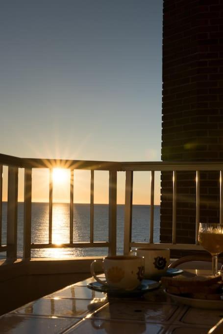 Exclusivo Apartamento Junto Al Mar إل كامبيلو المظهر الخارجي الصورة